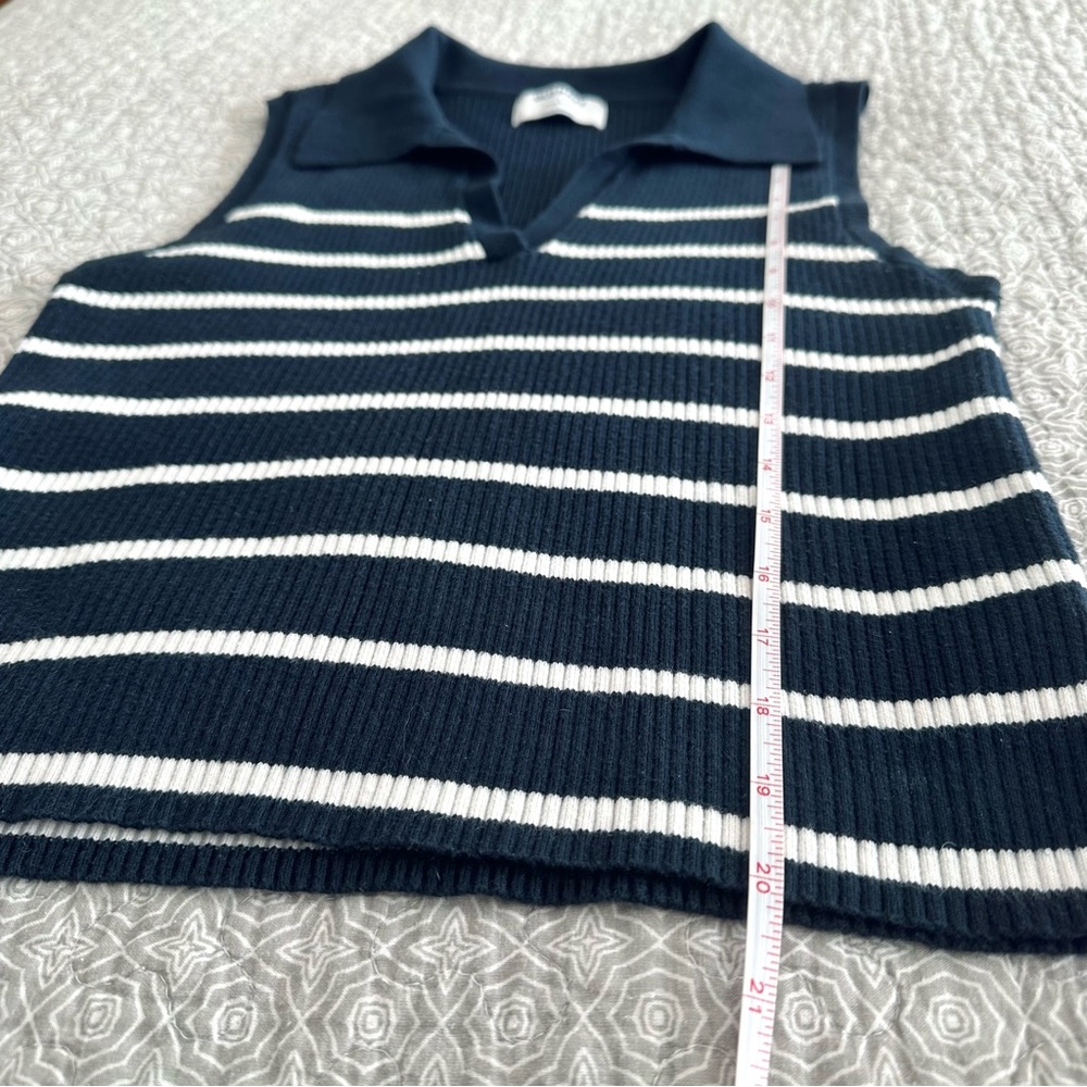 Old Navy Sleeveless Rib-Knit Striped Cropped Polo Collared Top Navy White Size L - Picture 10 of 12